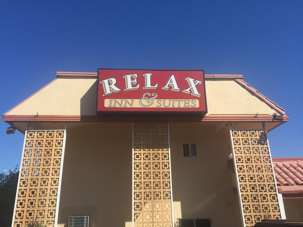 Relax Inn & Suites אל קאחון מראה חיצוני תמונה